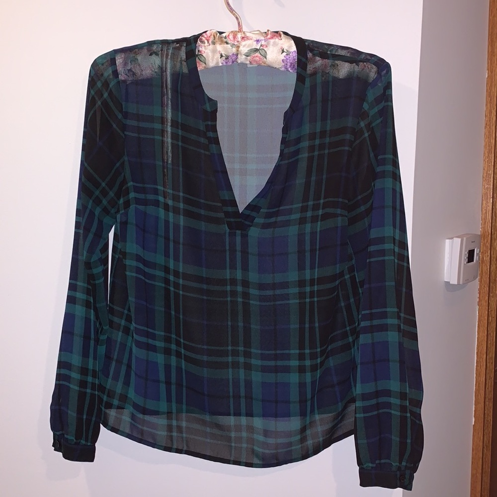 Professional blouse - Picture 2 of 5